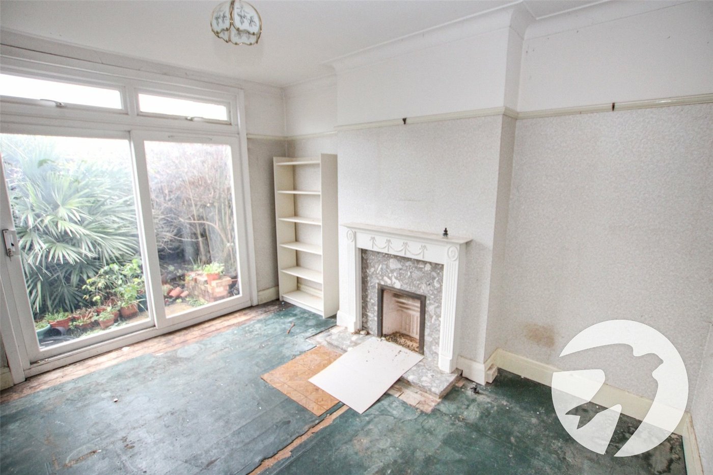 3 bedroom house for sale in London | Robinson Jackson