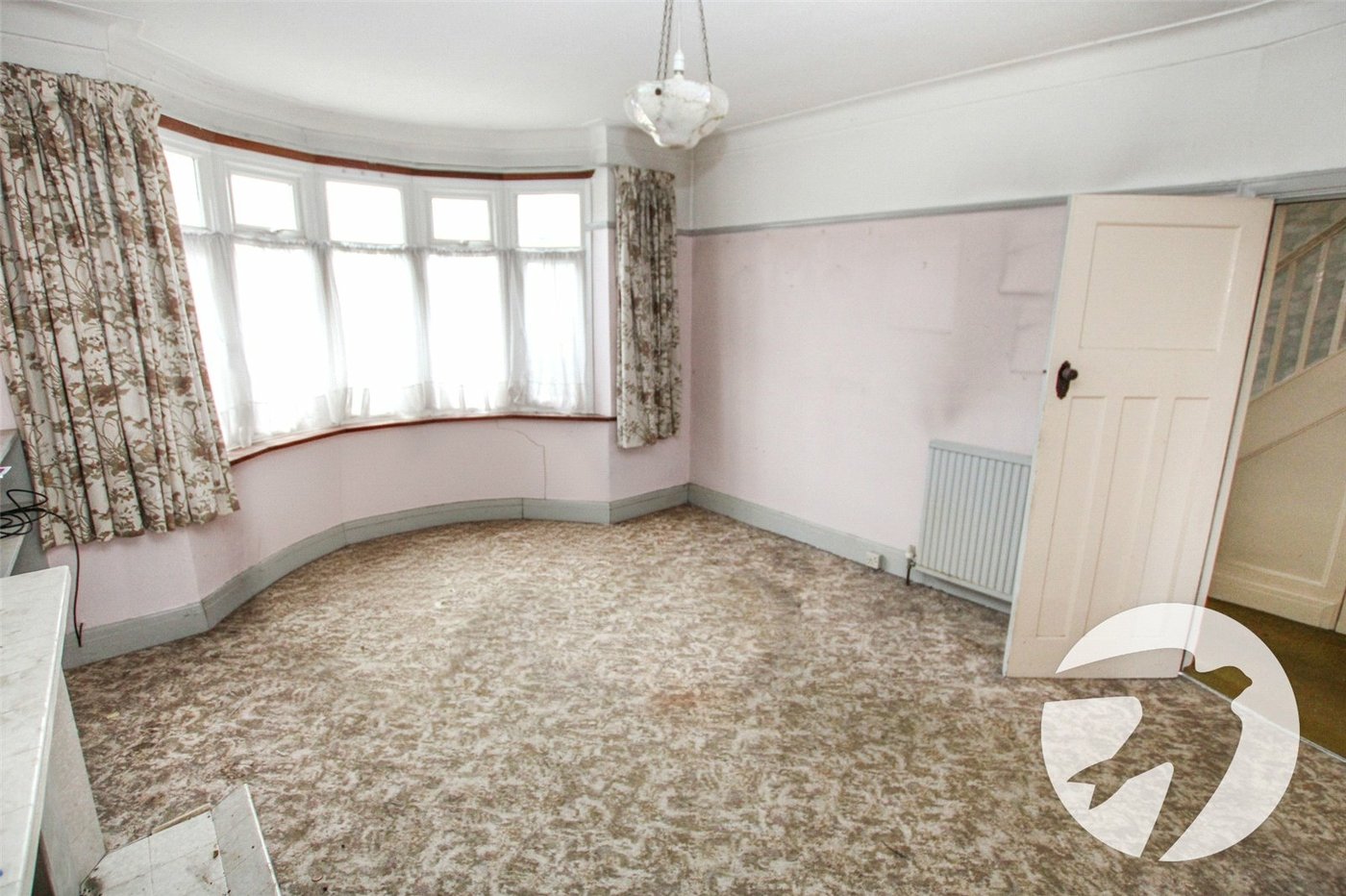 3 bedroom house for sale in London | Robinson Jackson