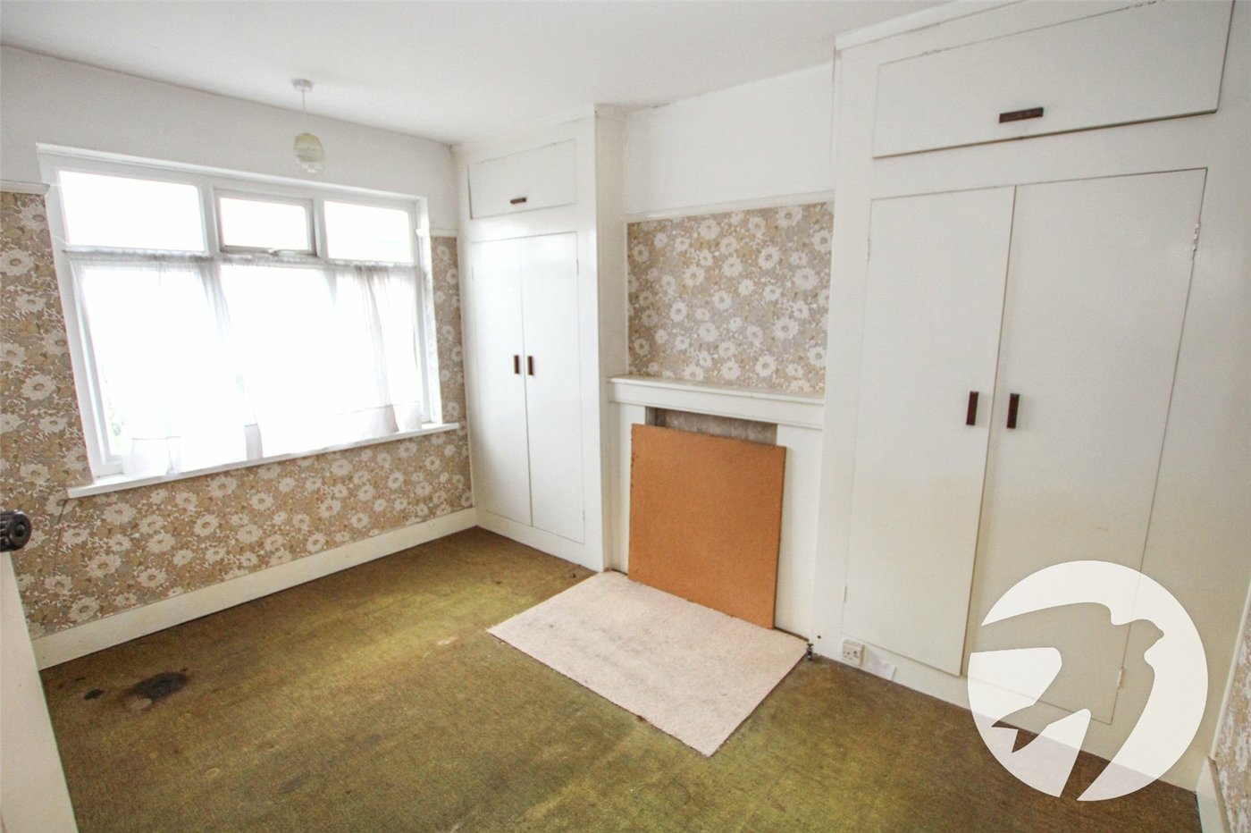 3 bedroom house for sale in London | Robinson Jackson