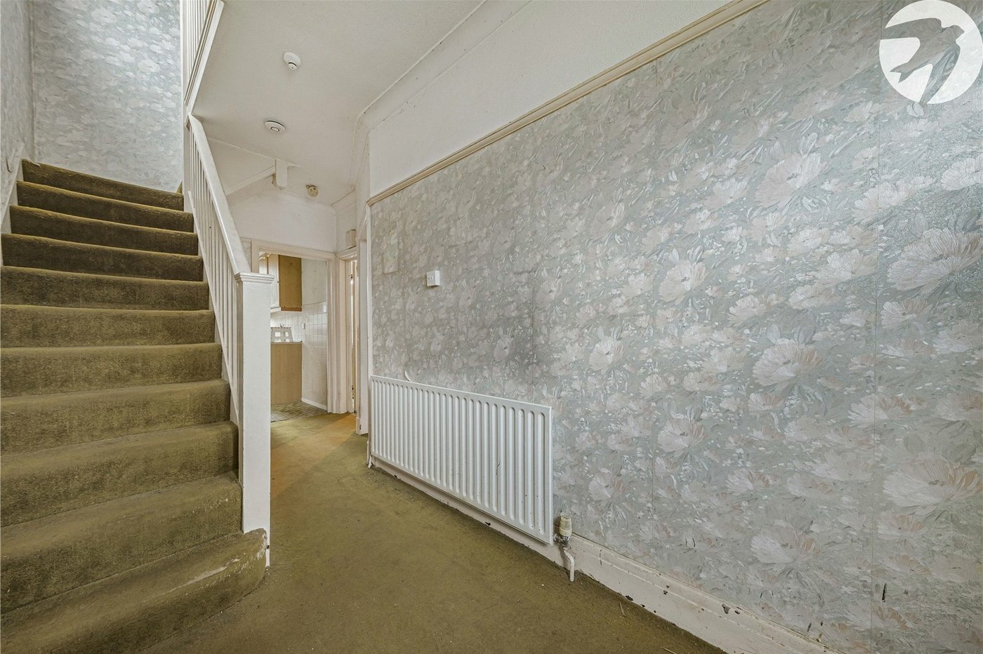 3 bedroom house for sale in London | Robinson Jackson