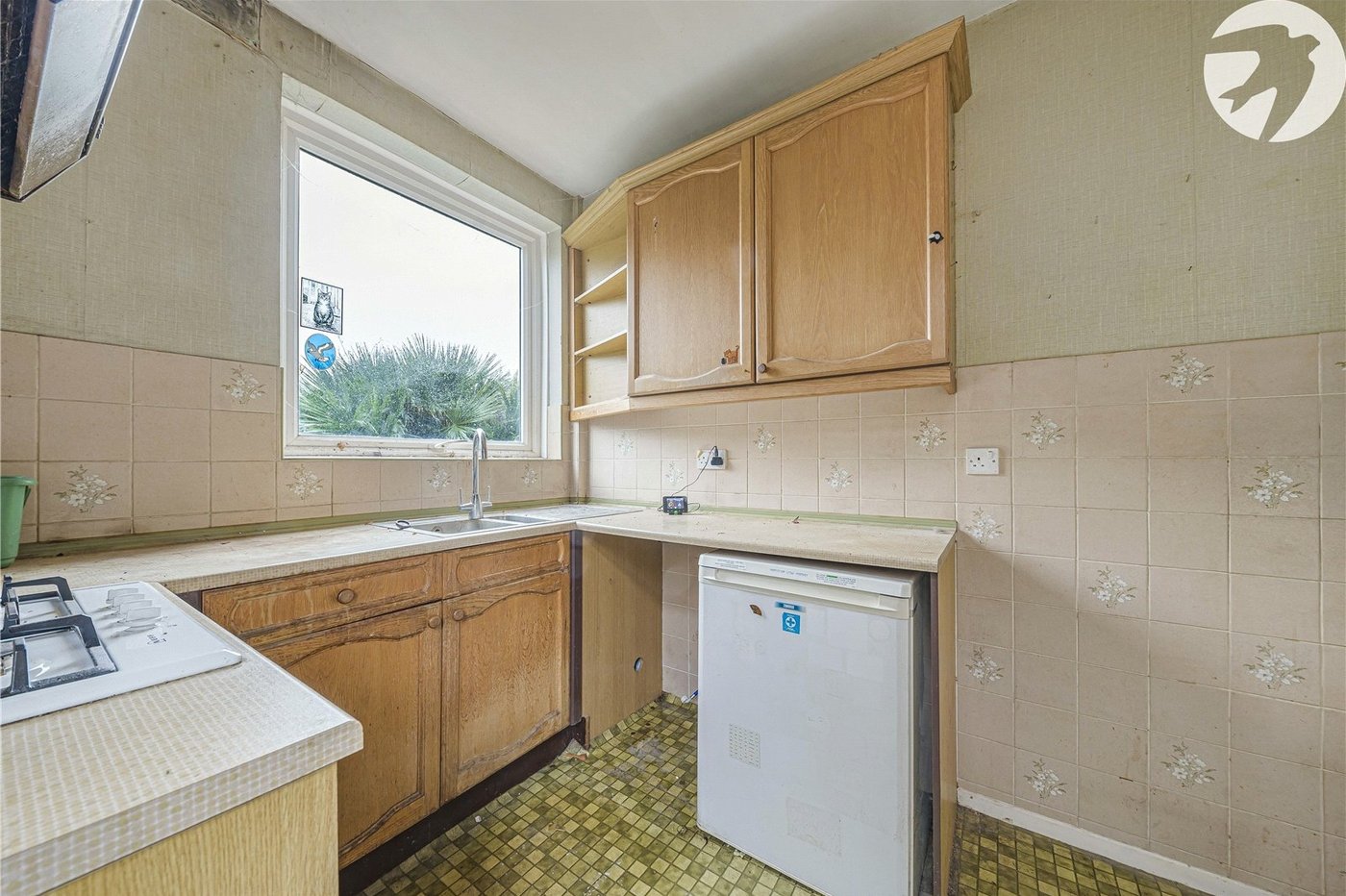 3 bedroom house for sale in London | Robinson Jackson