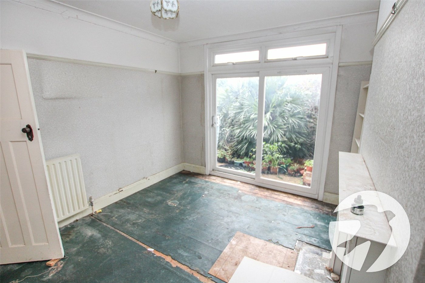 3 bedroom house for sale in London | Robinson Jackson