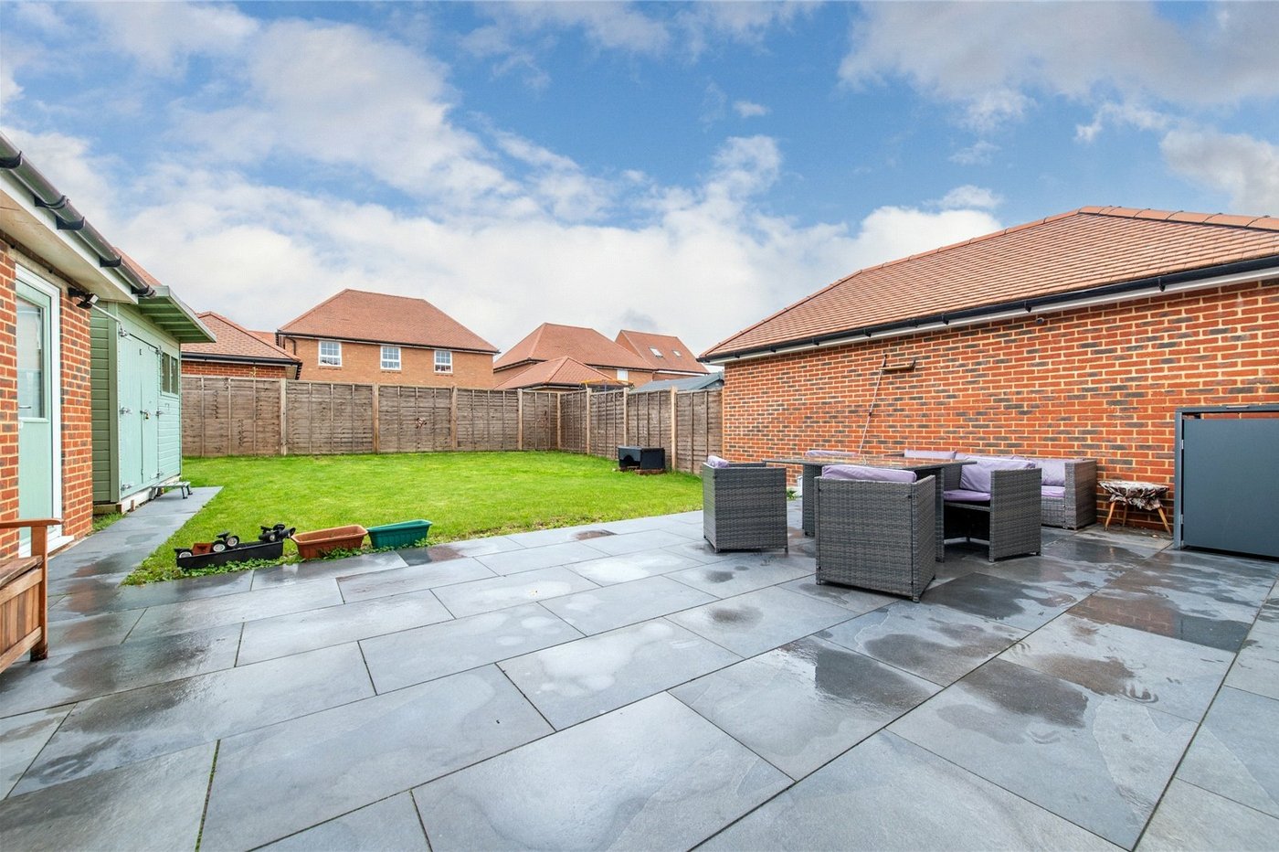 4 bedroom house for sale in Staplehurst | Robinson Michael & Jackson