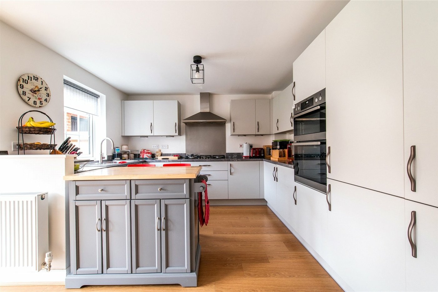 4 bedroom house for sale in Staplehurst | Robinson Michael & Jackson