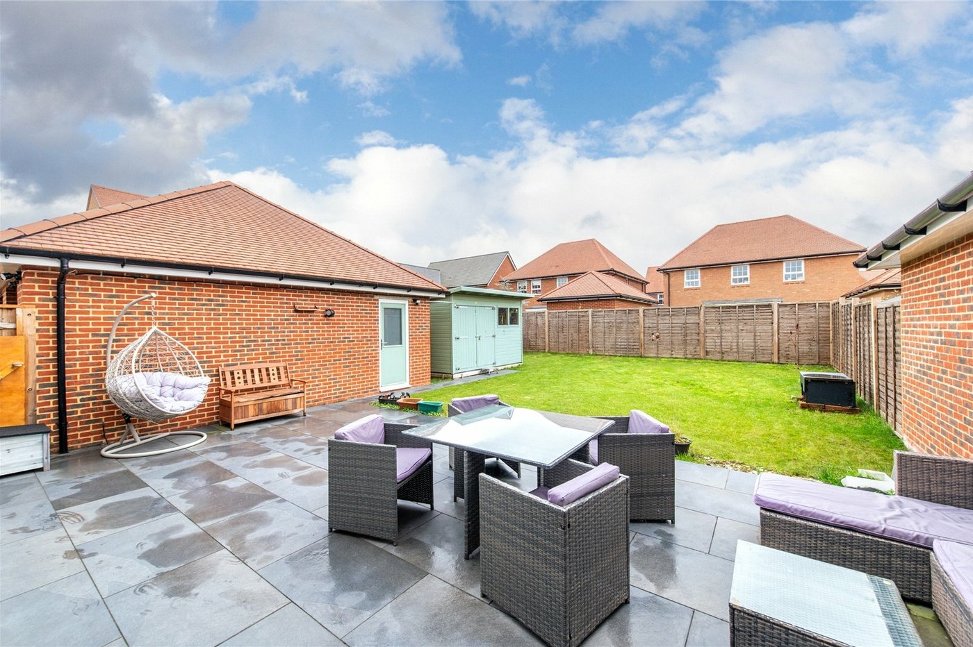 4 bedroom house for sale in Staplehurst | Robinson Michael & Jackson