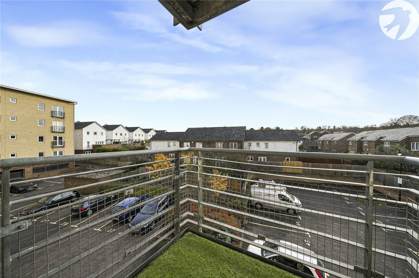 2 bedroom property for sale in Greenhithe | Robinson Jackson