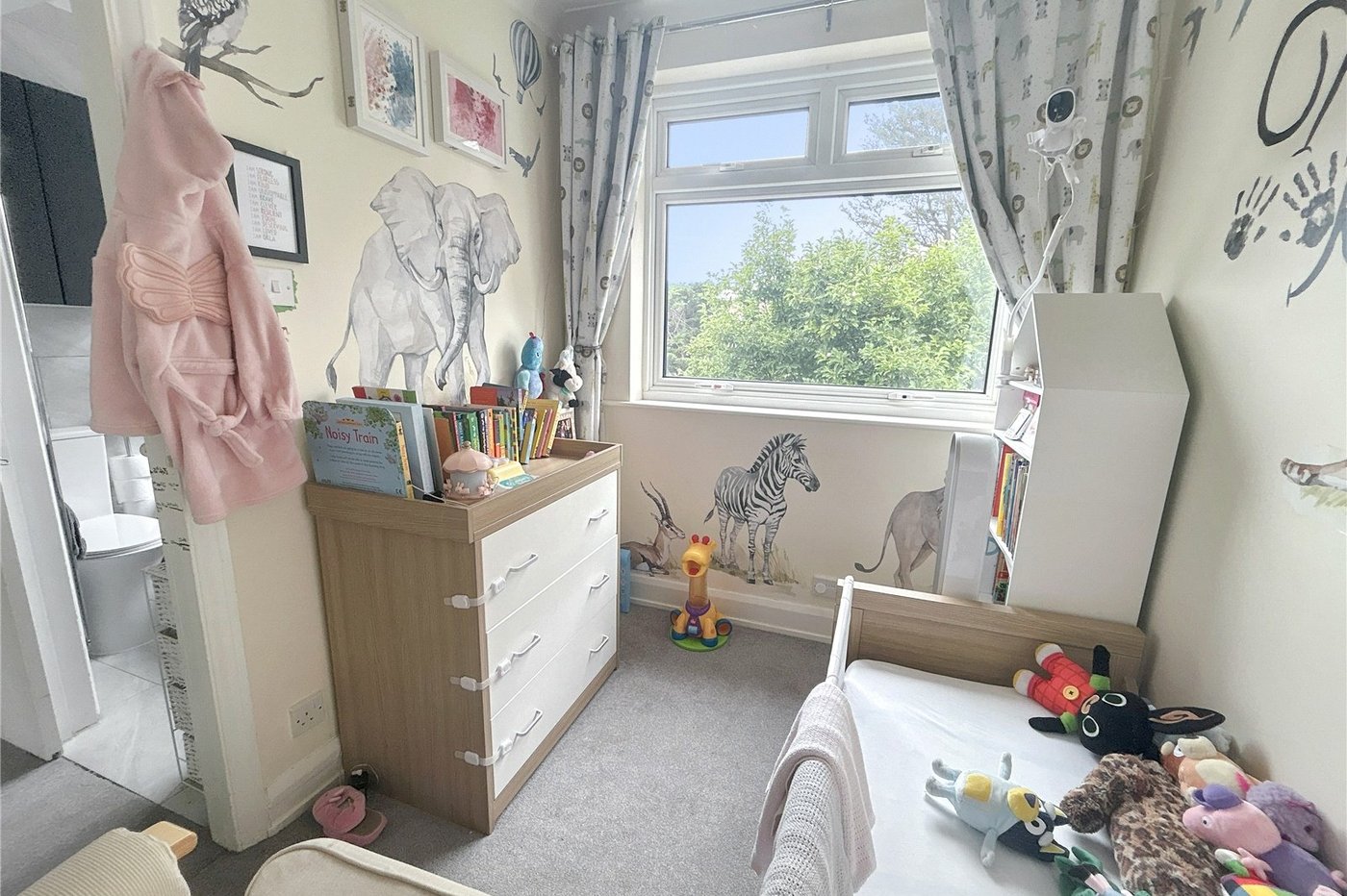2 bedroom house for sale in Sidcup | Robinson Jackson
