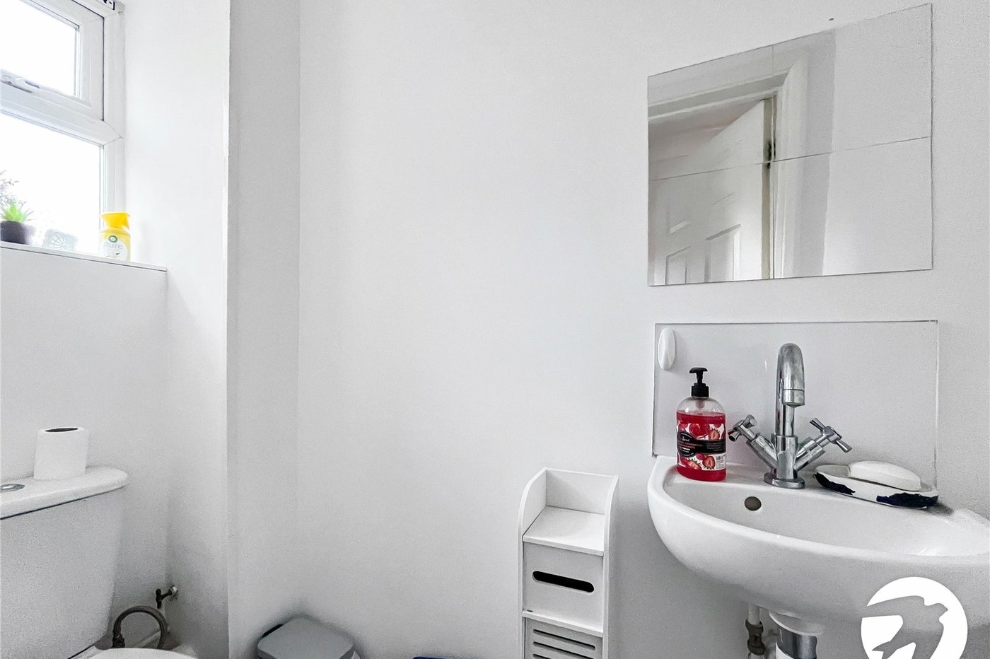 2 bedroom house for sale in Sittingbourne | Robinson Michael & Jackson