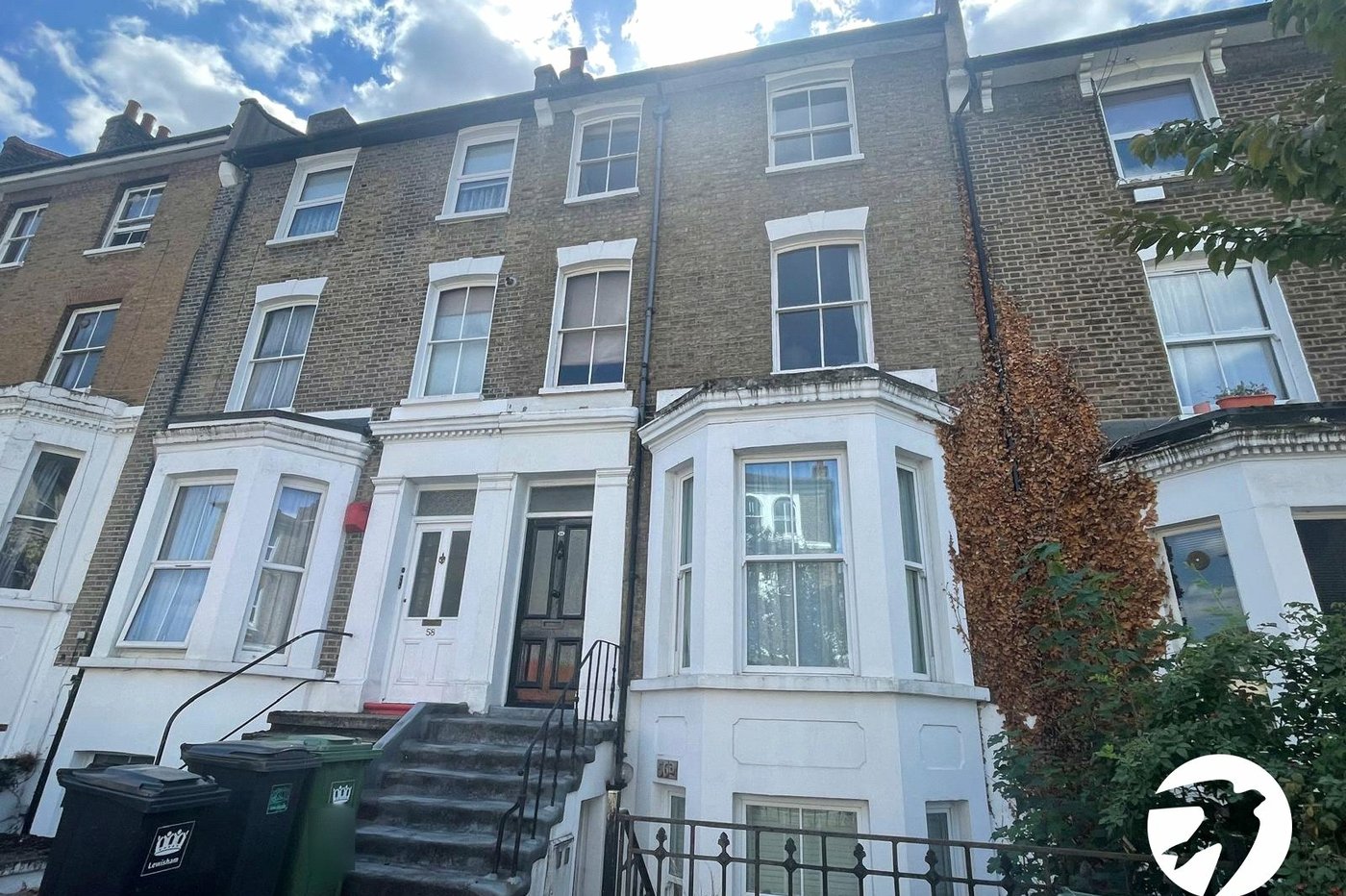 4 bedroom property for sale in London | Robinson Jackson