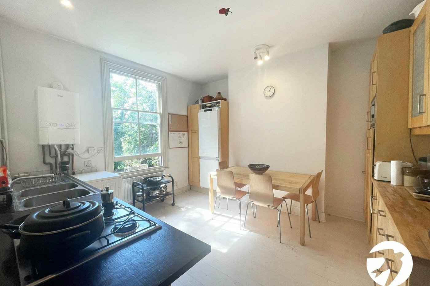 4 bedroom property for sale in London | Robinson Jackson