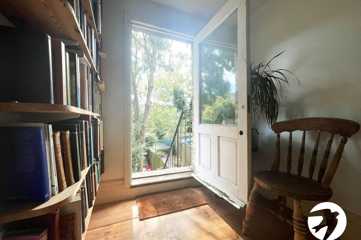 4 bedroom property for sale in London | Robinson Jackson