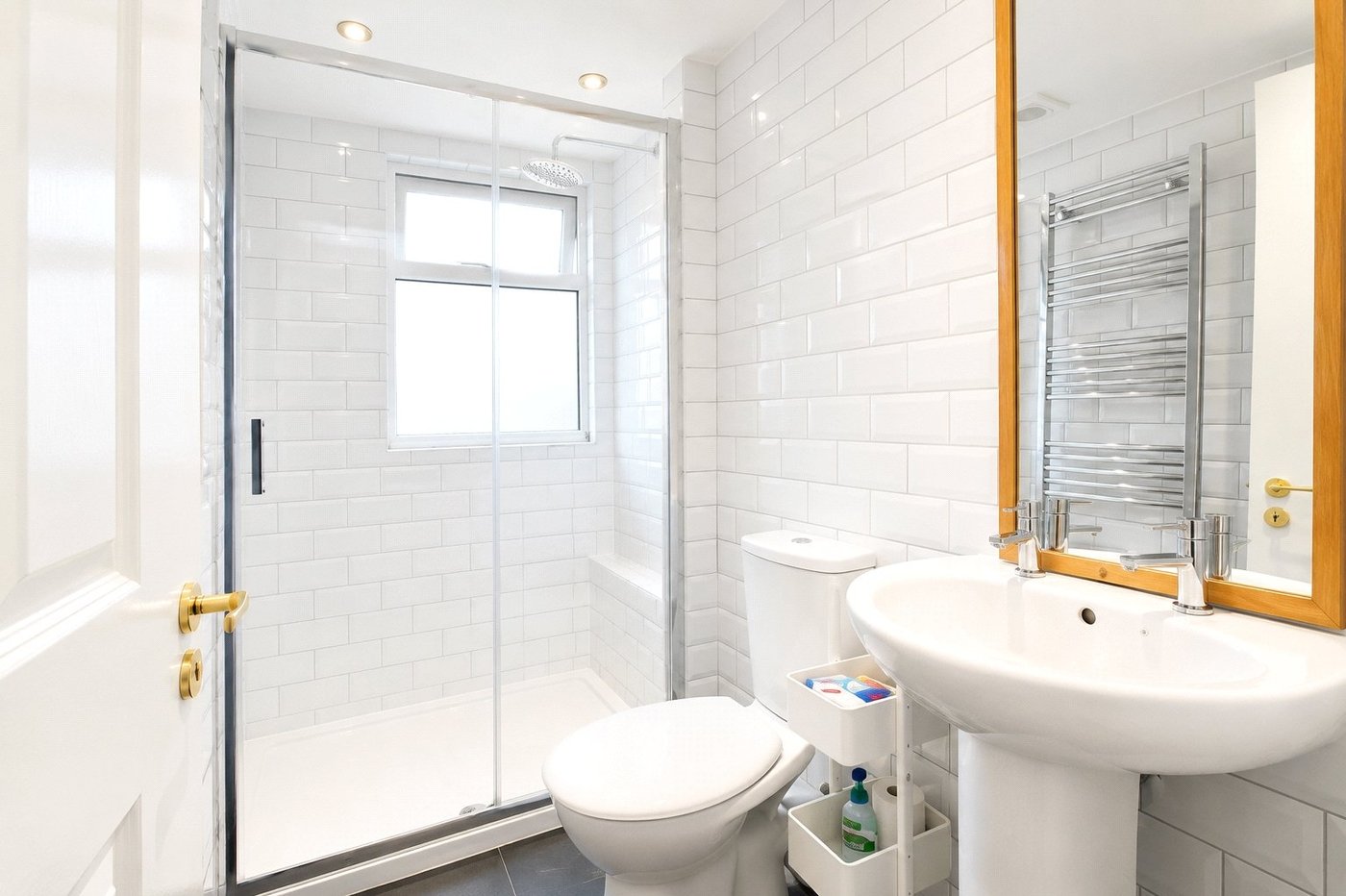 6 bedroom house for sale in London | Robinson Jackson