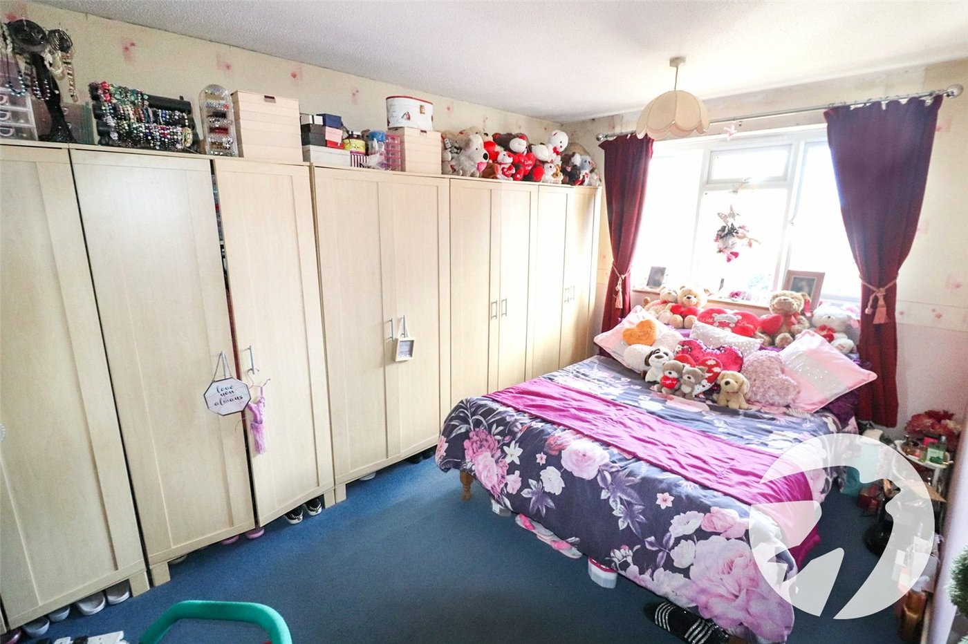 3 bedroom house for sale in Erith | Robinson Jackson
