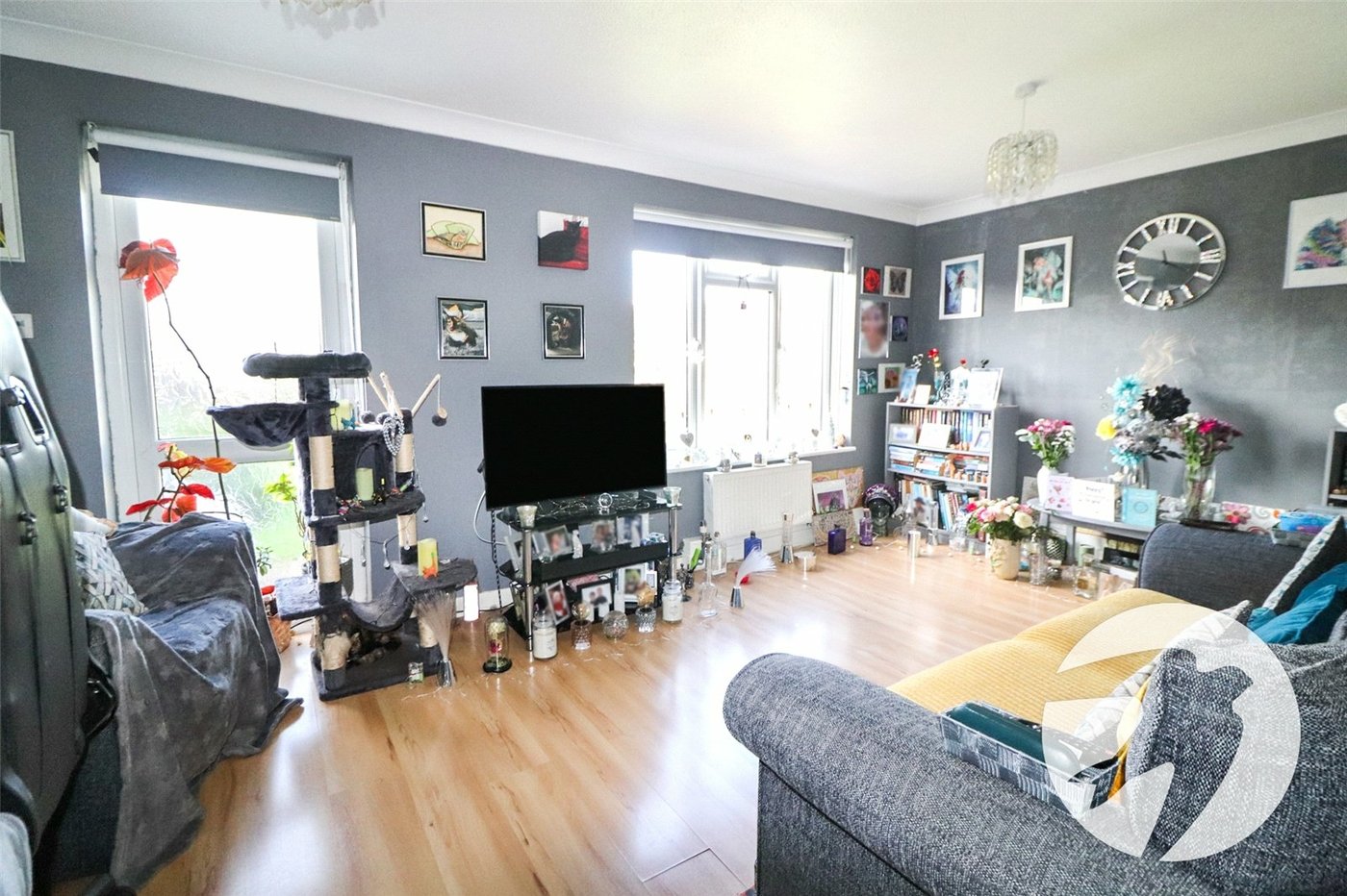 3 bedroom house for sale in Erith | Robinson Jackson