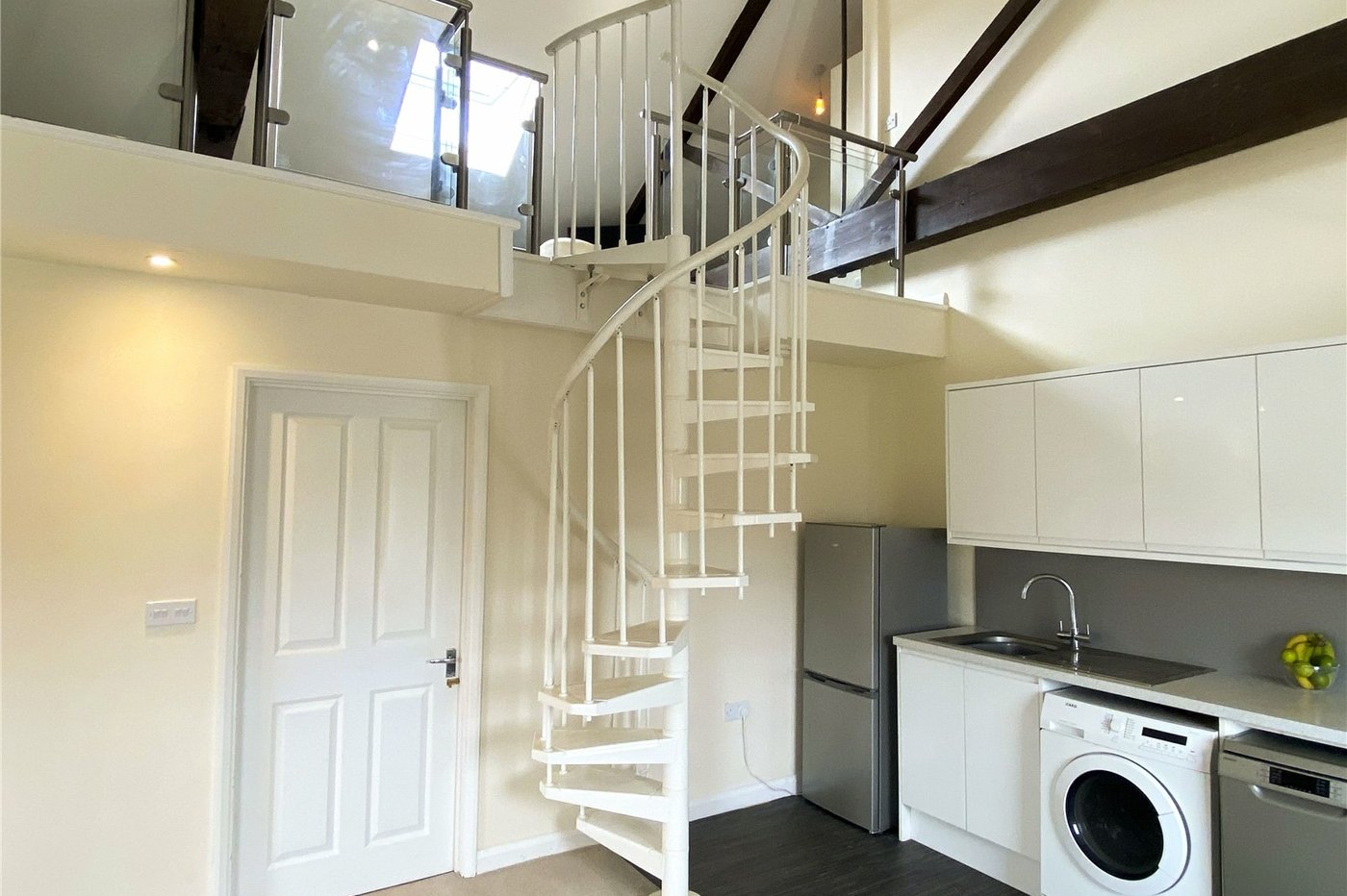 3 bedroom property for sale in Stuart Road | Robinson Michael & Jackson