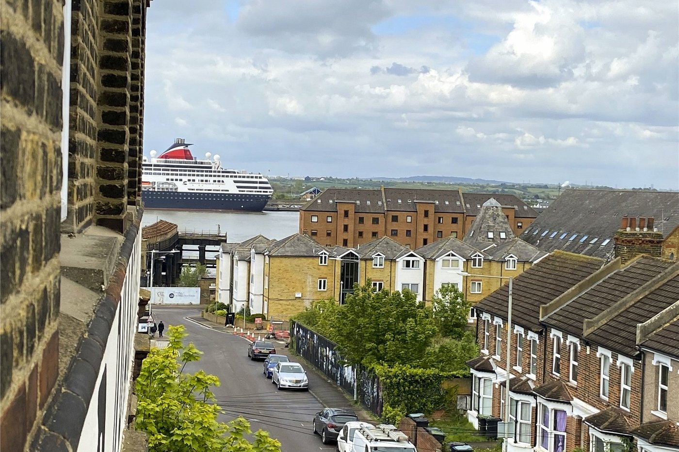 3 bedroom property for sale in Stuart Road | Robinson Michael & Jackson