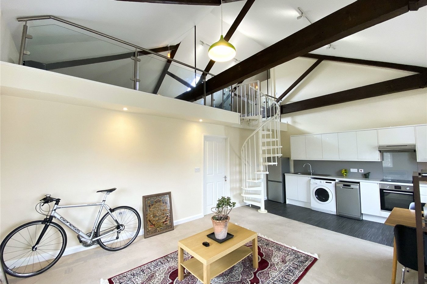 3 bedroom property for sale in Stuart Road | Robinson Michael & Jackson