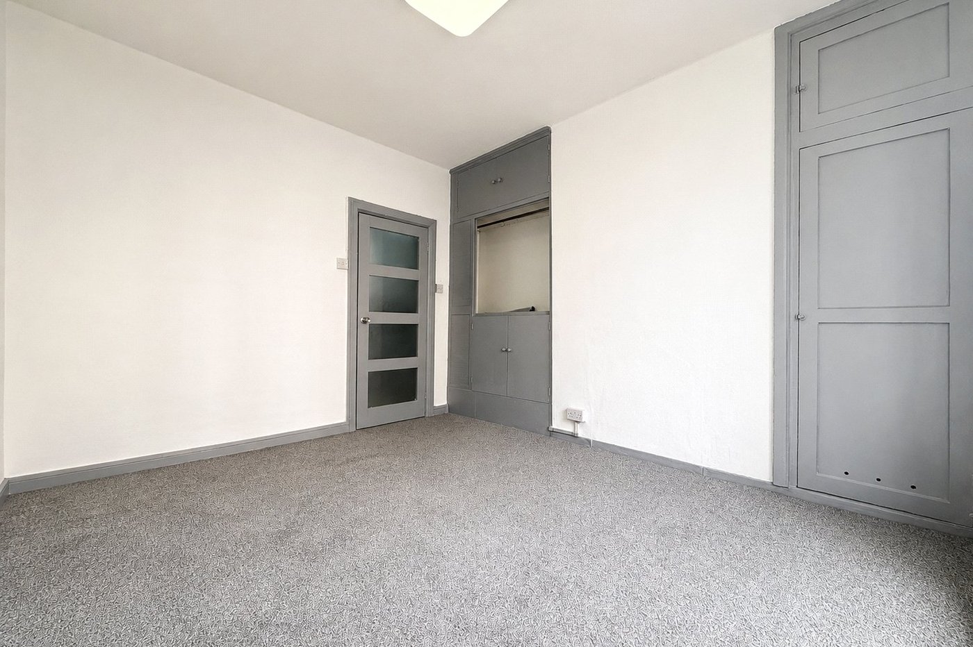 2 bedroom property for sale in Woolwich | Robinson Jackson