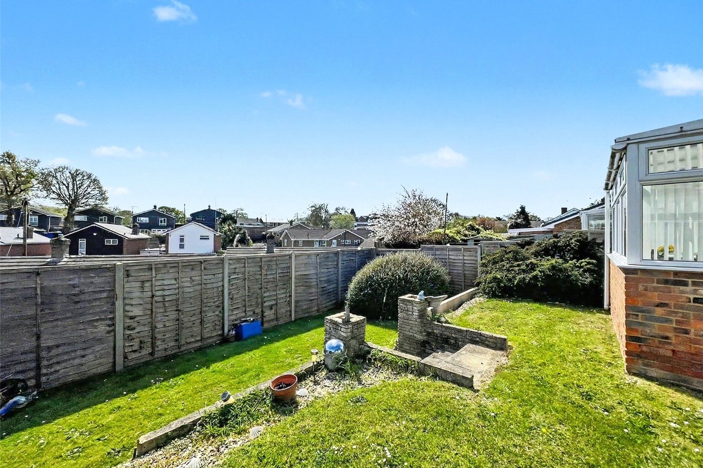 2 bedroom bungalow for sale in Rainham | Robinson Michael & Jackson