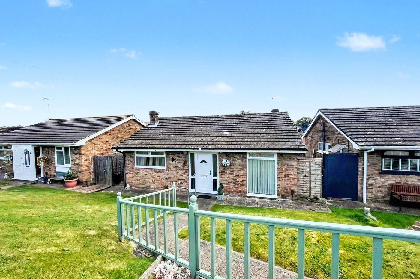 2 bedroom bungalow for sale in Rainham | Robinson Michael & Jackson