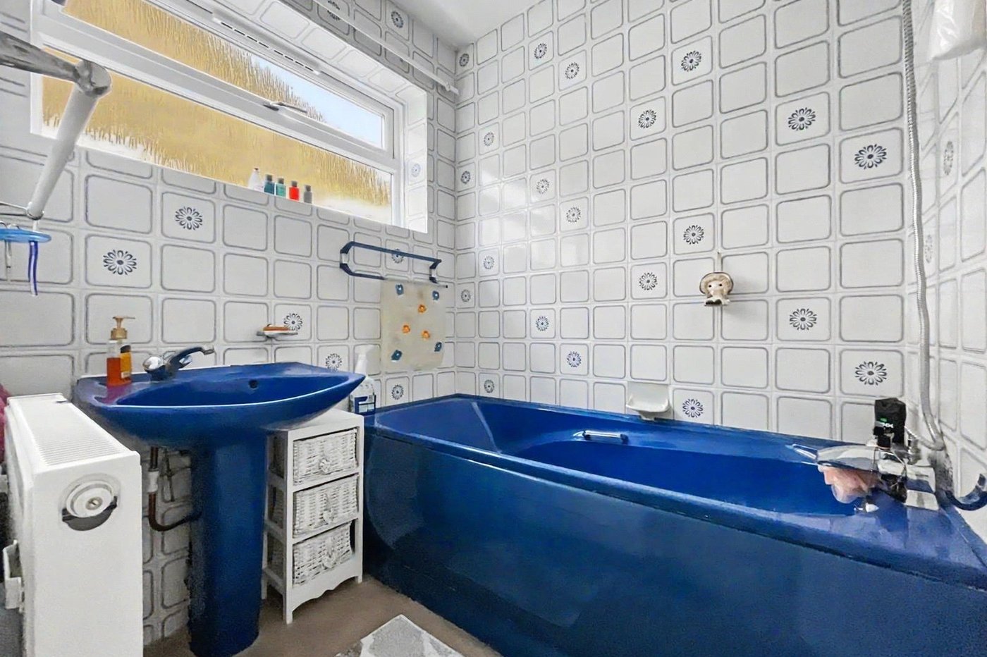 2 bedroom bungalow for sale in Rainham | Robinson Michael & Jackson