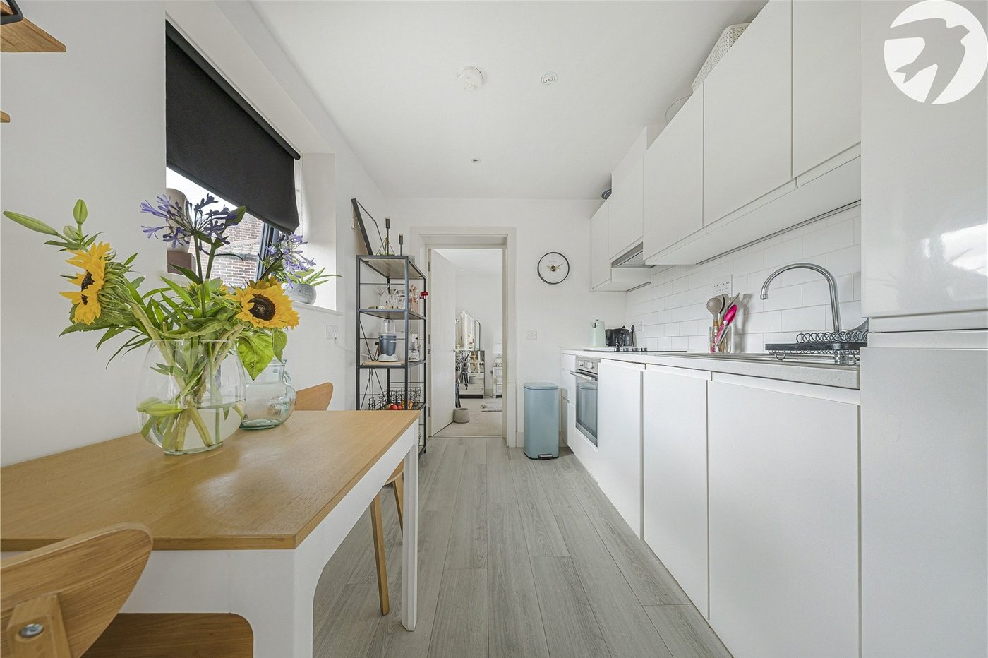 2 bedroom property for sale in London | Robinson Jackson