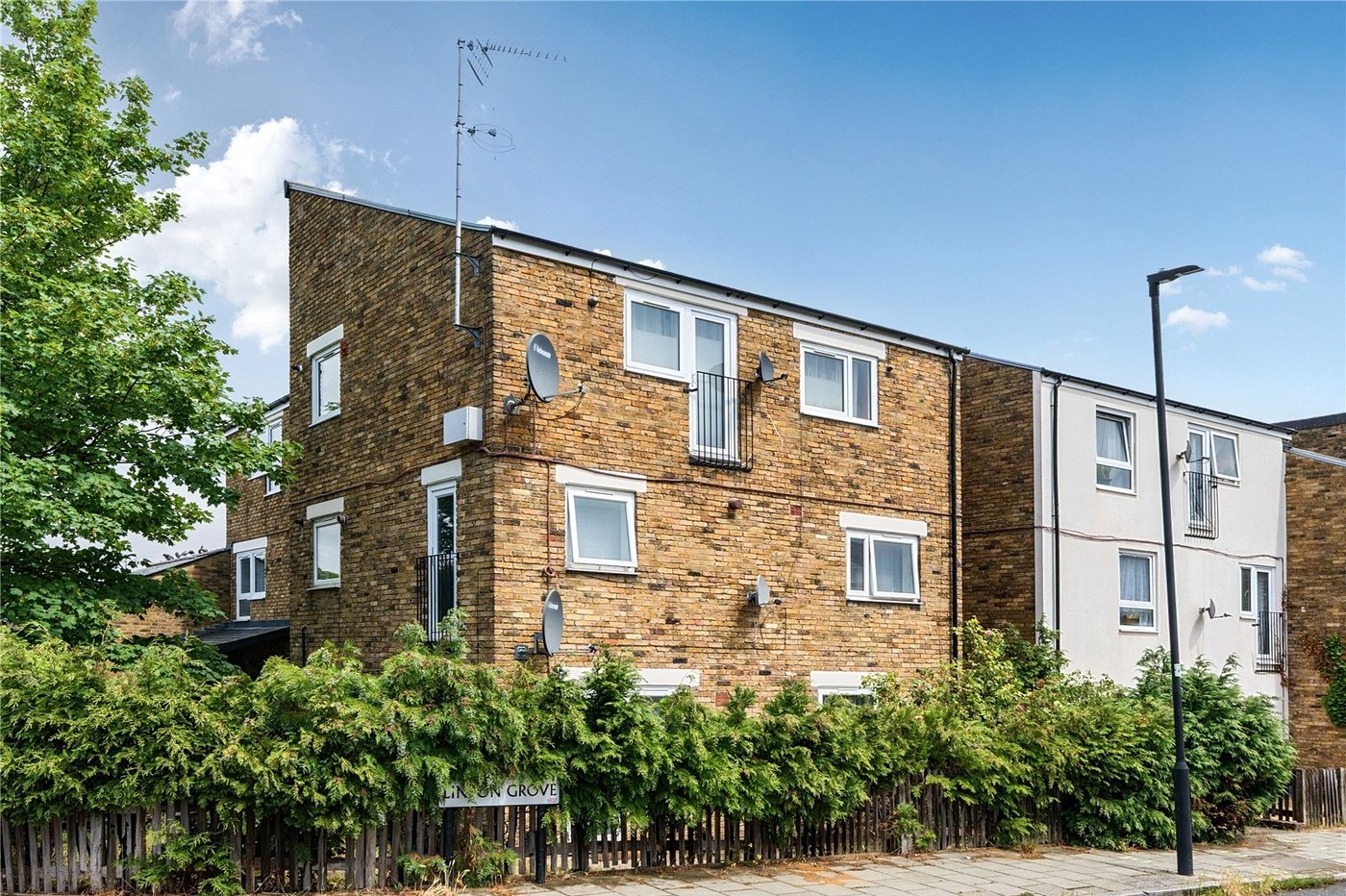 1 bedroom property for sale in West Norwood | Robinson Jackson