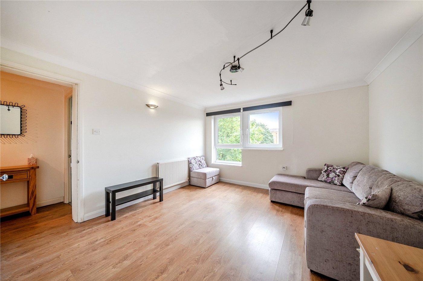1 bedroom property for sale in West Norwood | Robinson Jackson