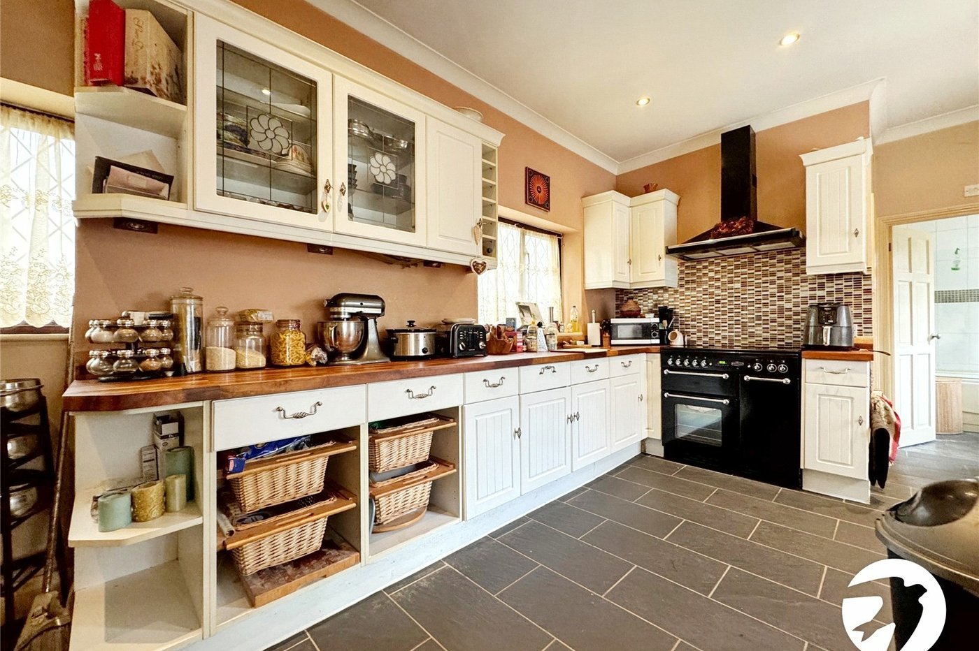 2 bedroom house for sale in Linton | Robinson Michael & Jackson