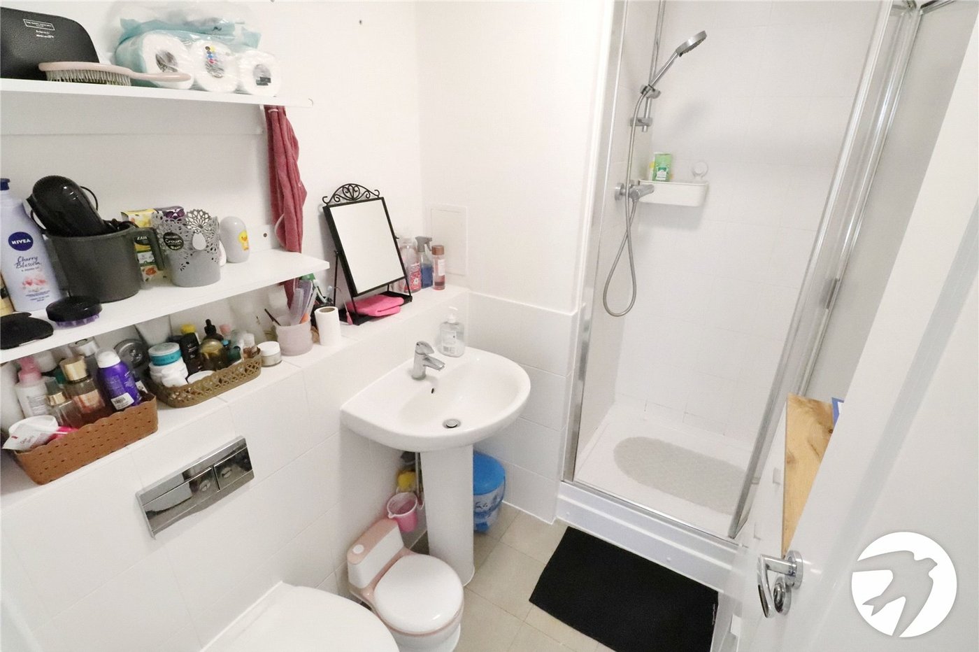 2 bedroom property for sale in Belvedere | Robinson Jackson