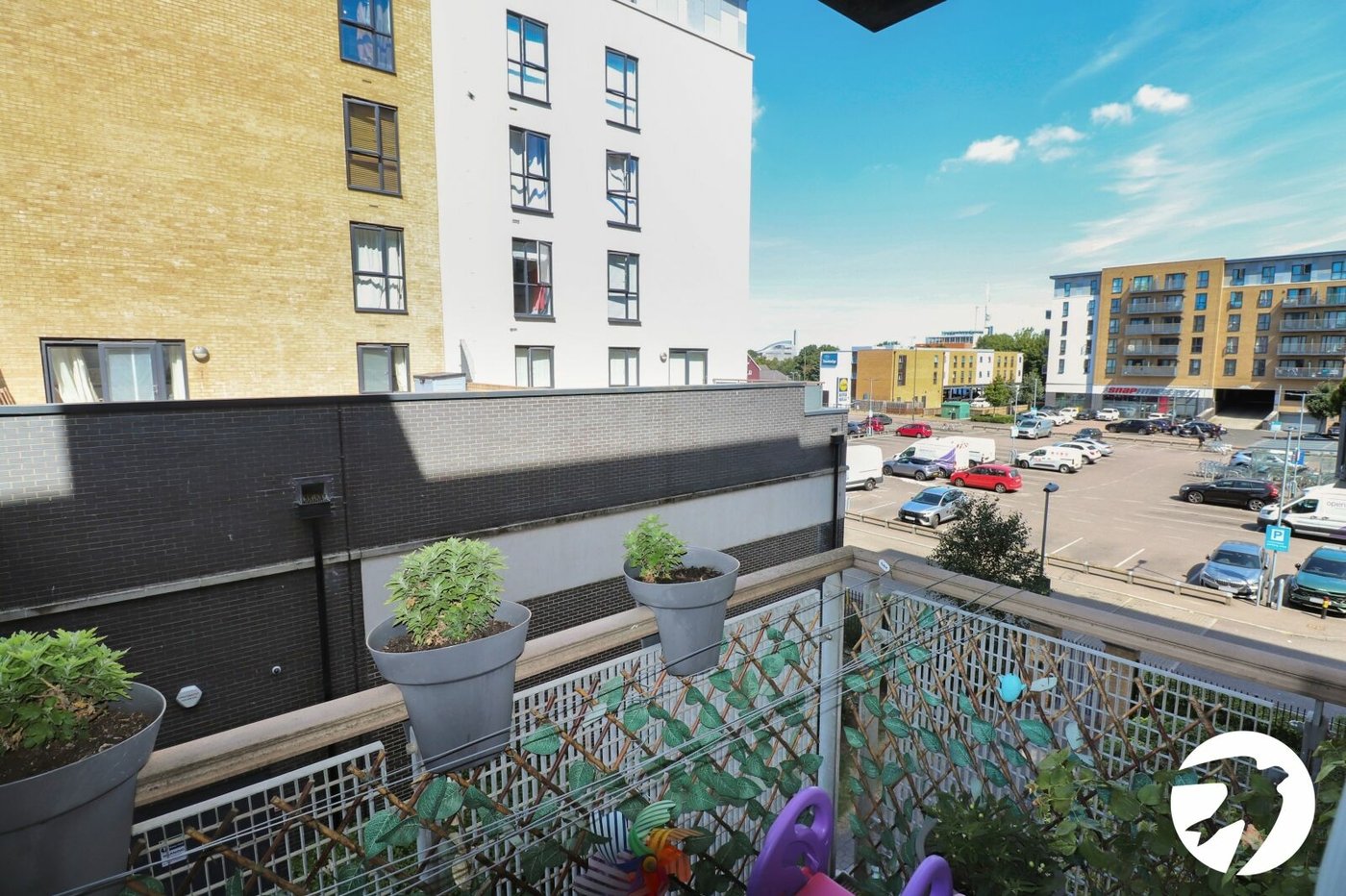 2 bedroom property for sale in Belvedere | Robinson Jackson