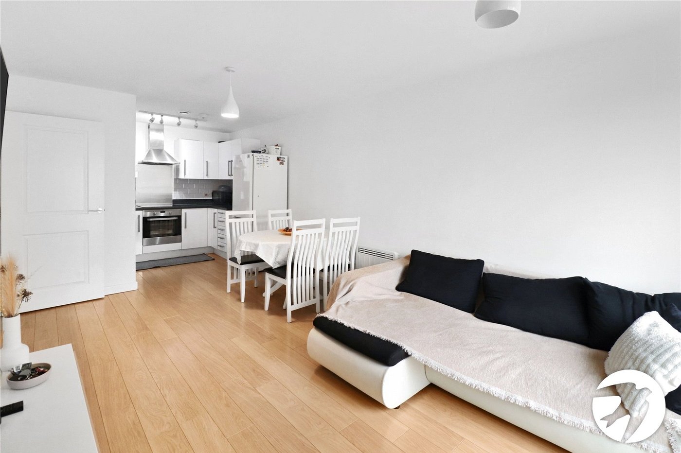 2 bedroom property for sale in Belvedere | Robinson Jackson