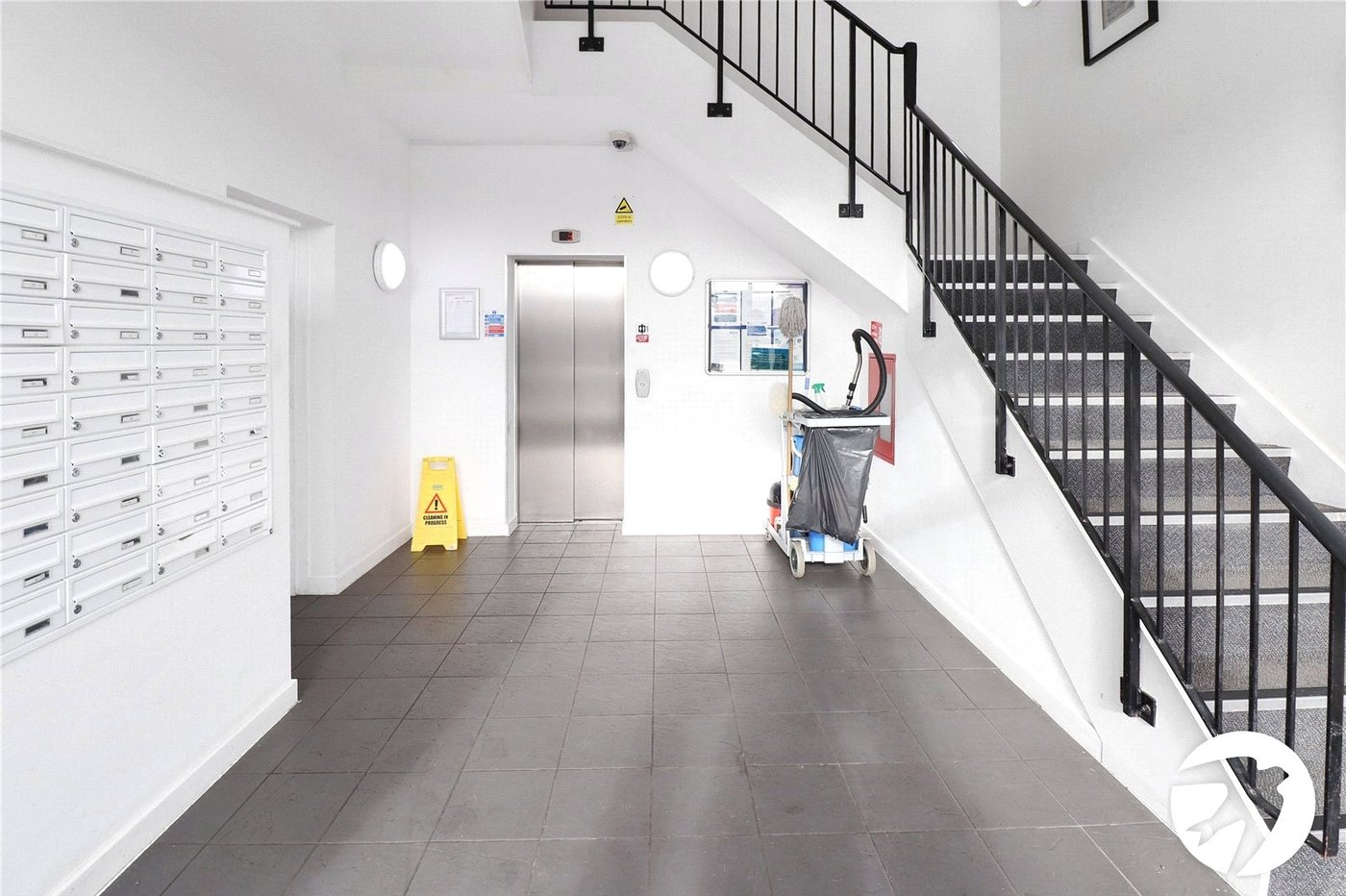 2 bedroom property for sale in Belvedere | Robinson Jackson