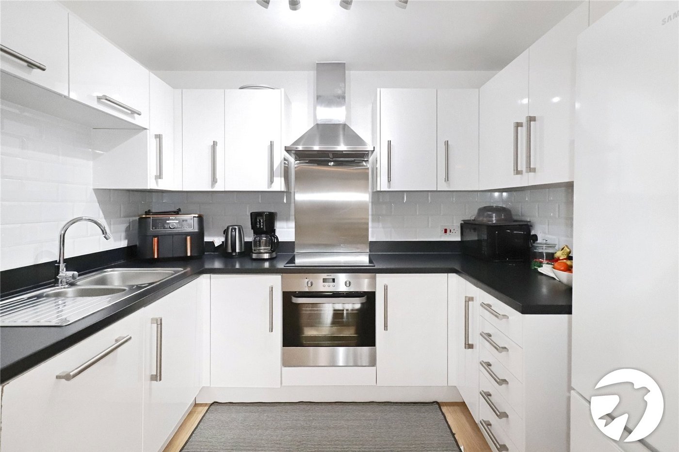 2 bedroom property for sale in Belvedere | Robinson Jackson