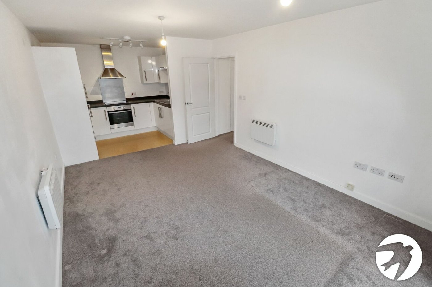 2 bedroom property for sale in Belvedere | Robinson Jackson