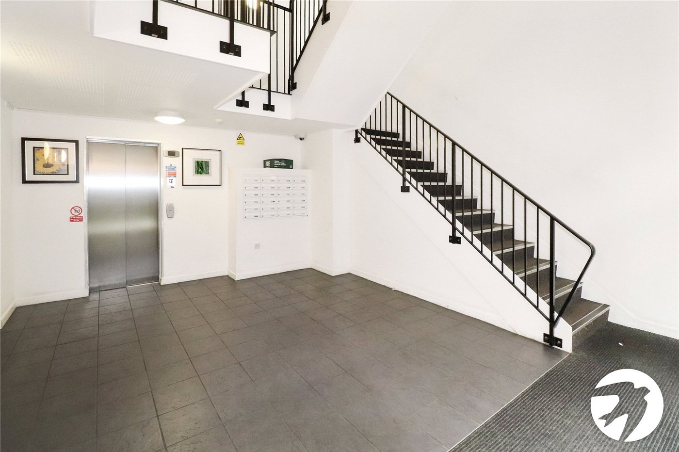 2 bedroom property for sale in Belvedere | Robinson Jackson