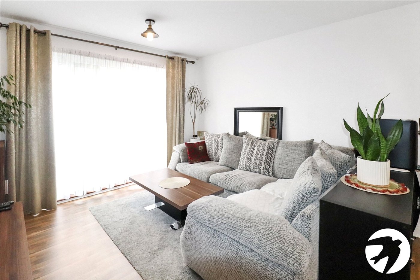 2 bedroom property for sale in Belvedere | Robinson Jackson