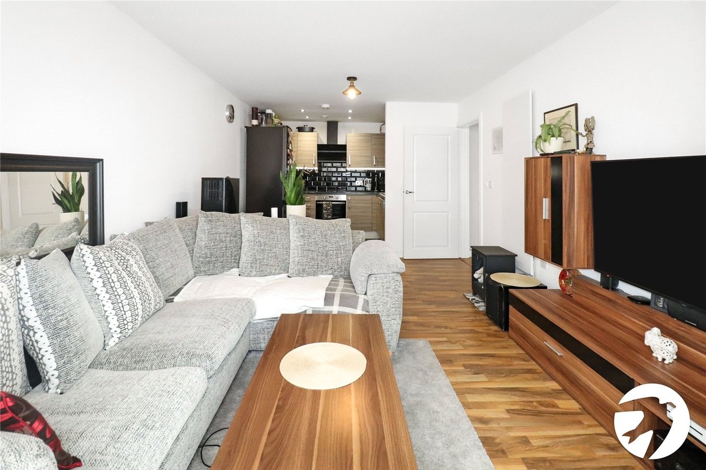 2 bedroom property for sale in Belvedere | Robinson Jackson