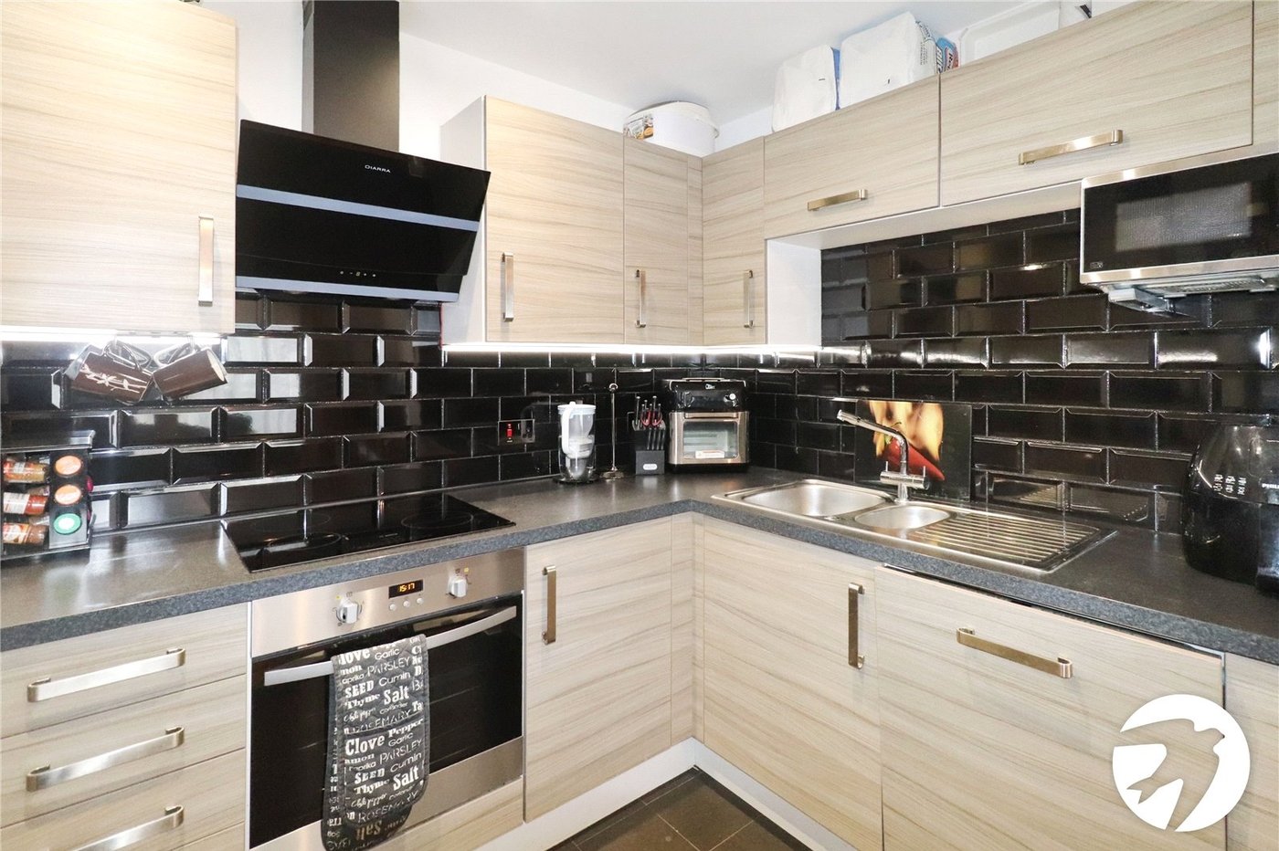 2 bedroom property for sale in Belvedere | Robinson Jackson