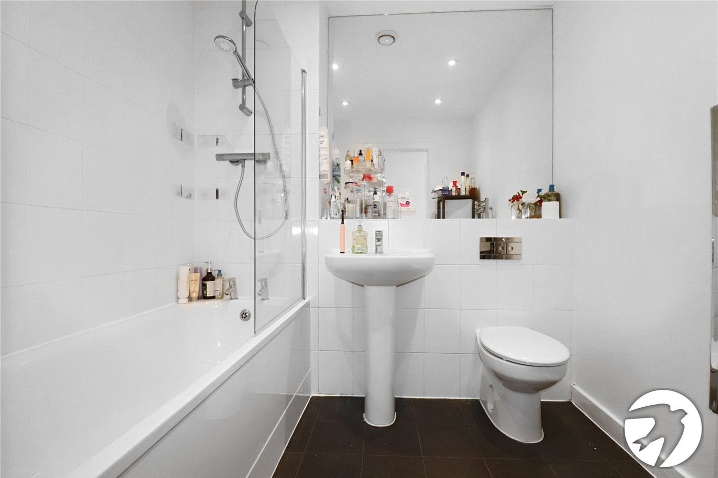 2 bedroom property for sale in Belvedere | Robinson Jackson