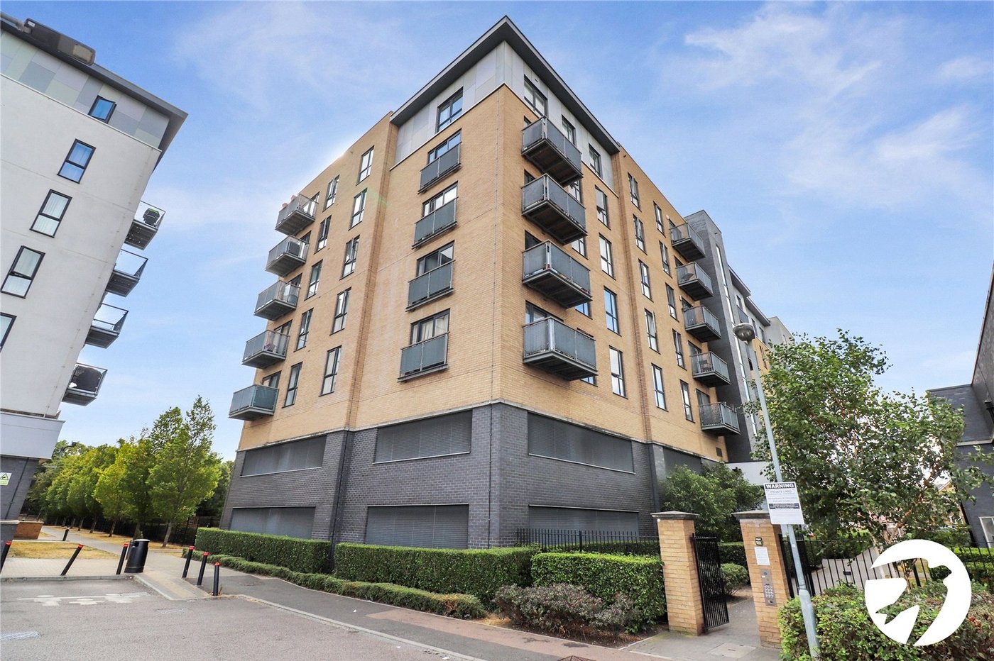 2 bedroom property for sale in Belvedere | Robinson Jackson