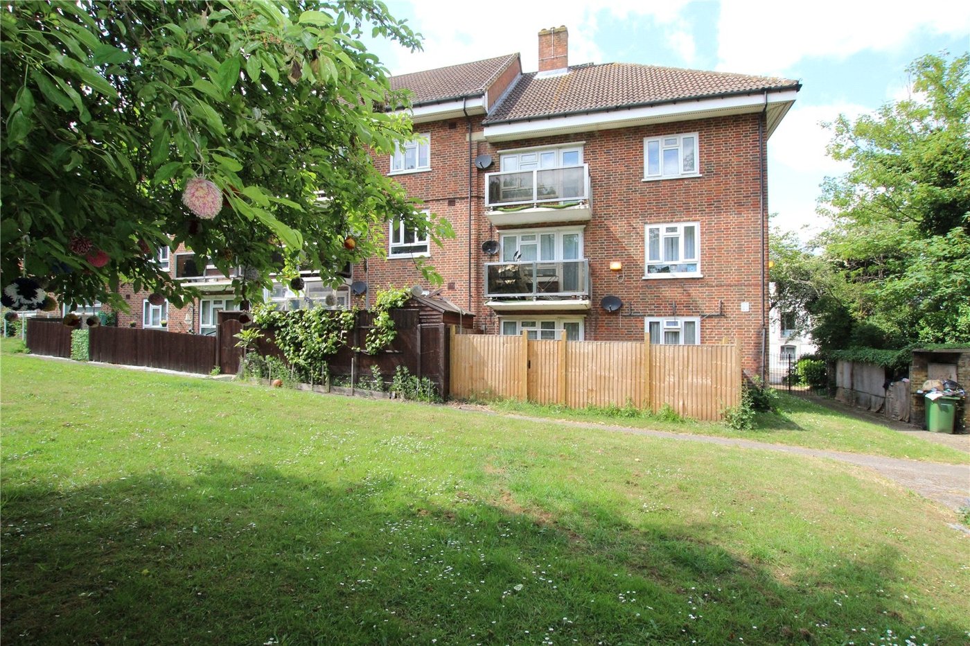 1 bedroom property for sale in Charlton | Robinson Jackson