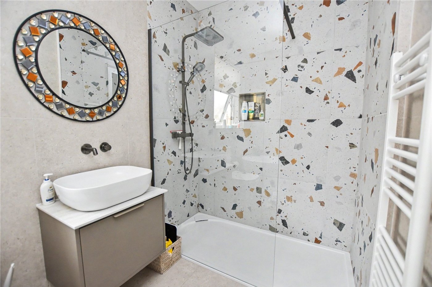 2 bedroom bungalow for sale in Bexleyheath | Robinson Jackson