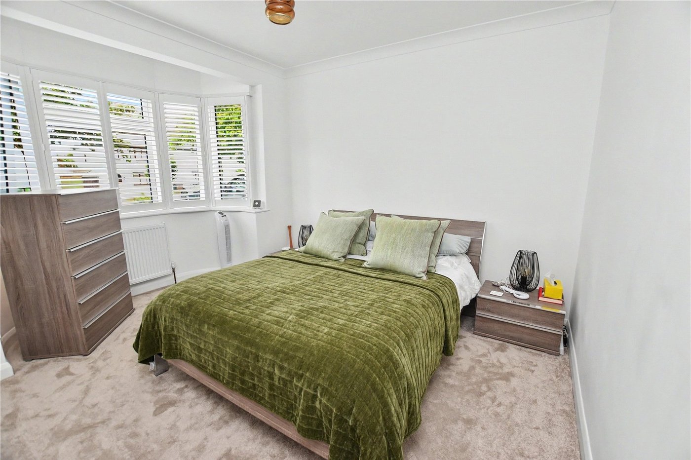 2 bedroom bungalow for sale in Bexleyheath | Robinson Jackson
