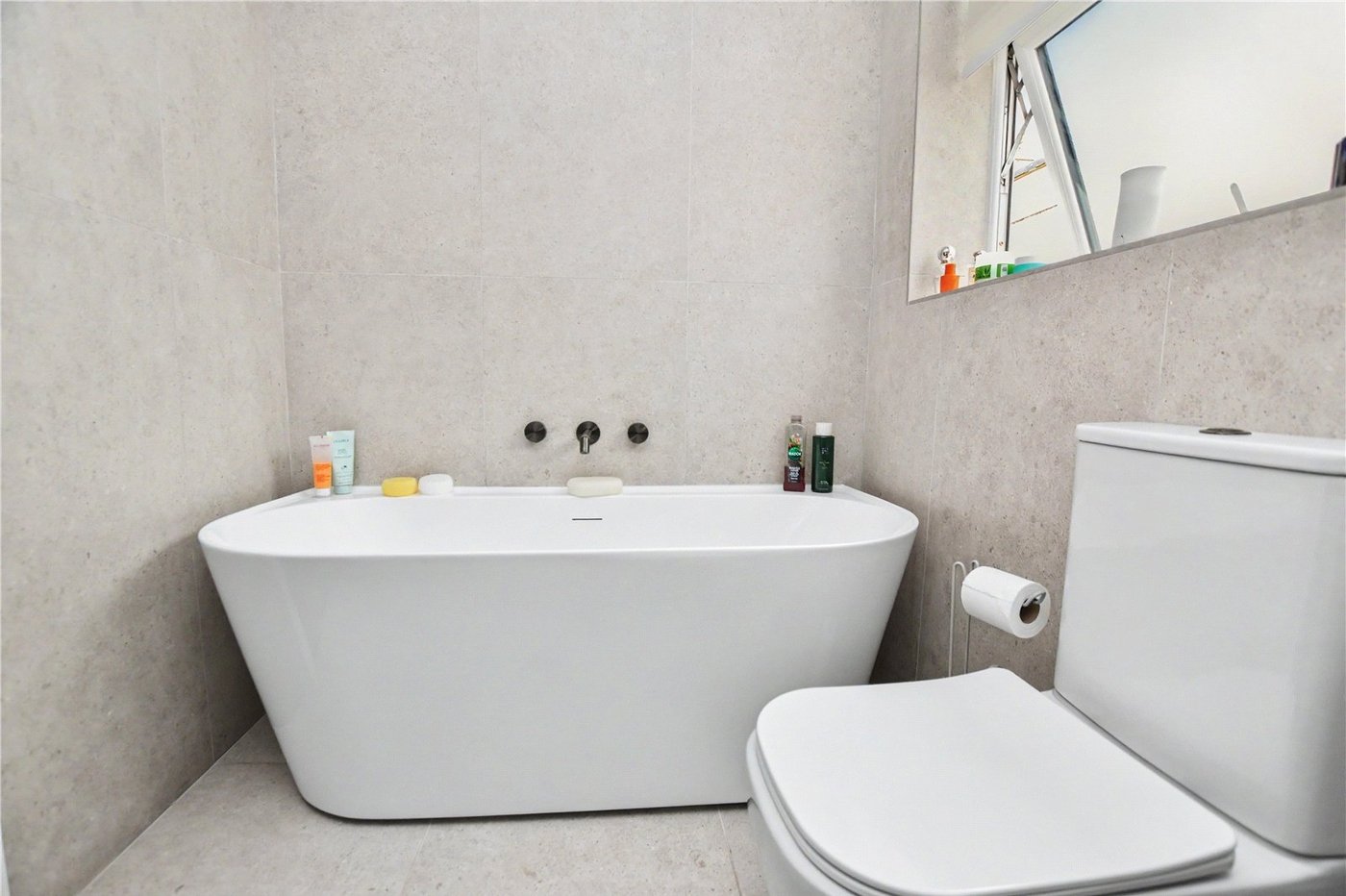 2 bedroom bungalow for sale in Bexleyheath | Robinson Jackson