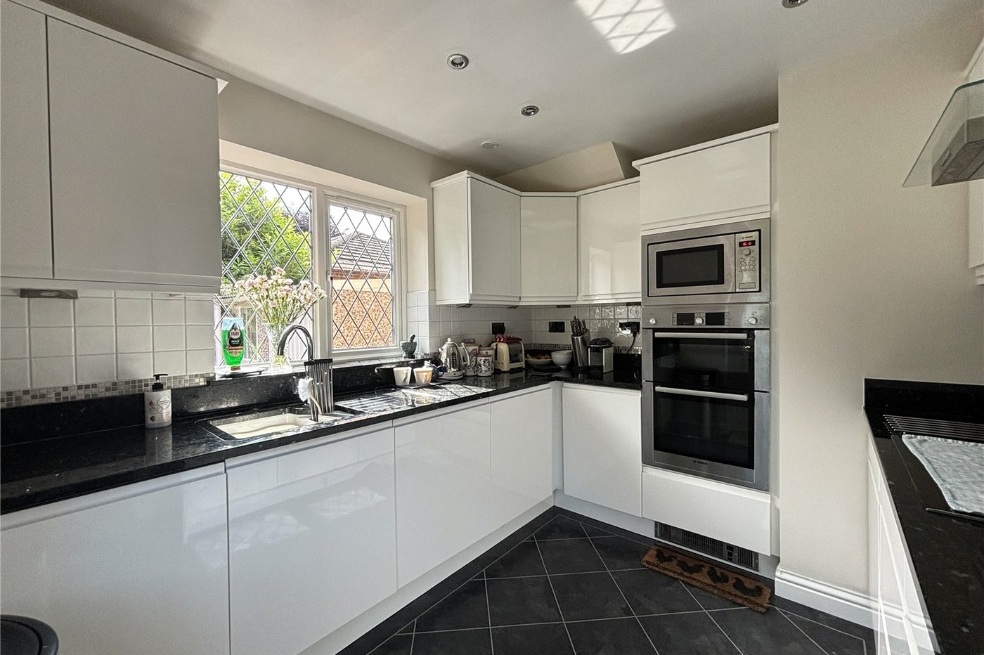 3 bedroom house for sale in Walderslade | Robinson Michael & Jackson