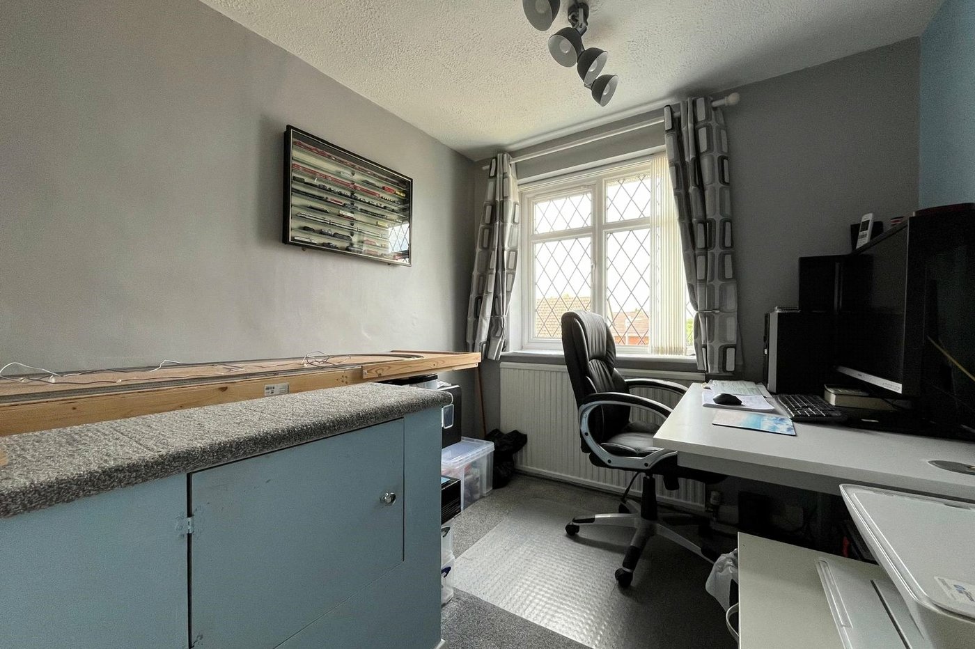 3 bedroom house for sale in Walderslade | Robinson Michael & Jackson