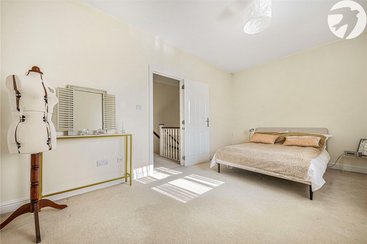 4 bedroom house for sale in Greenhithe | Robinson Jackson