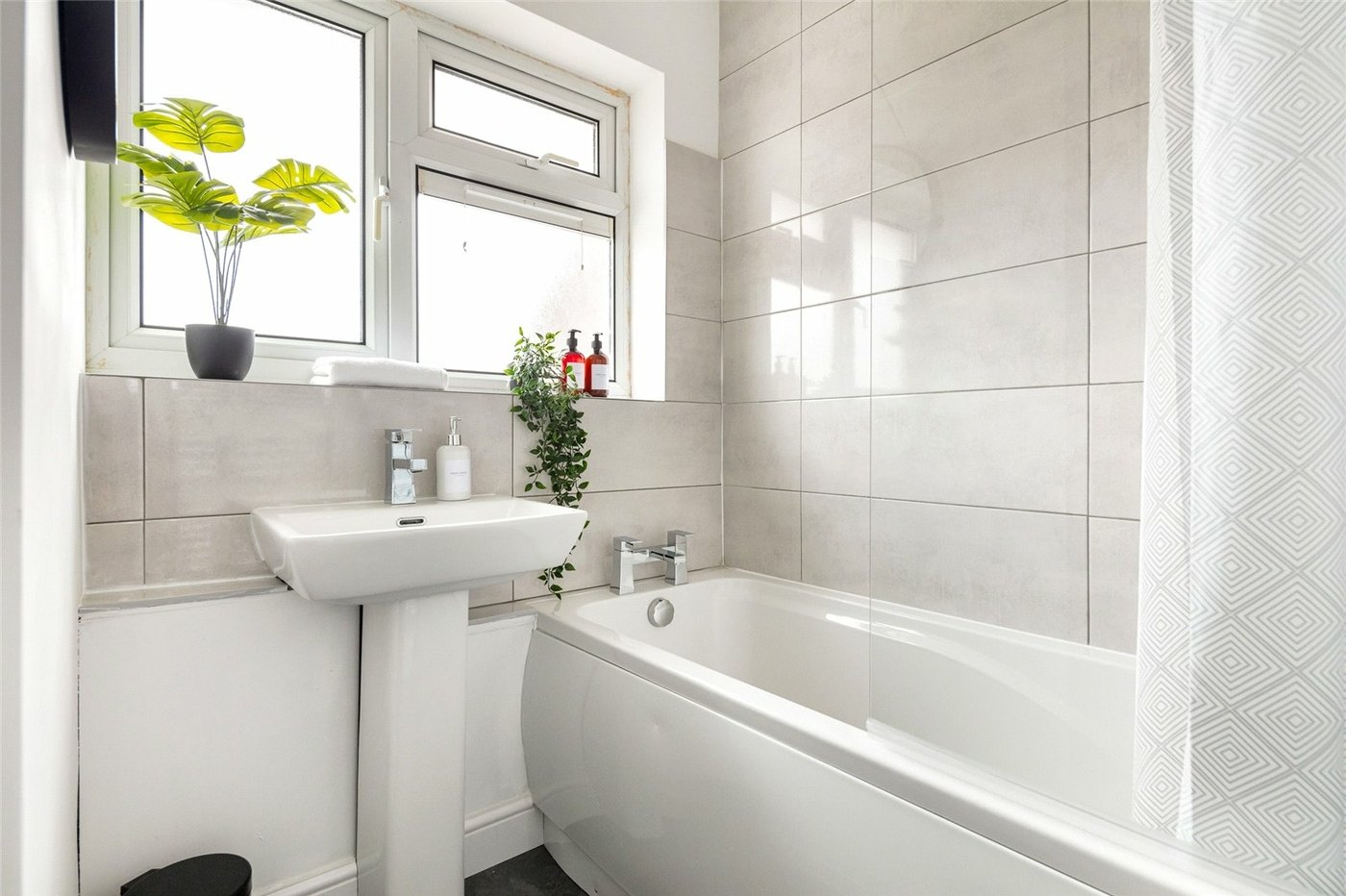 3 bedroom house for sale in Gravesend | Robinson Michael & Jackson