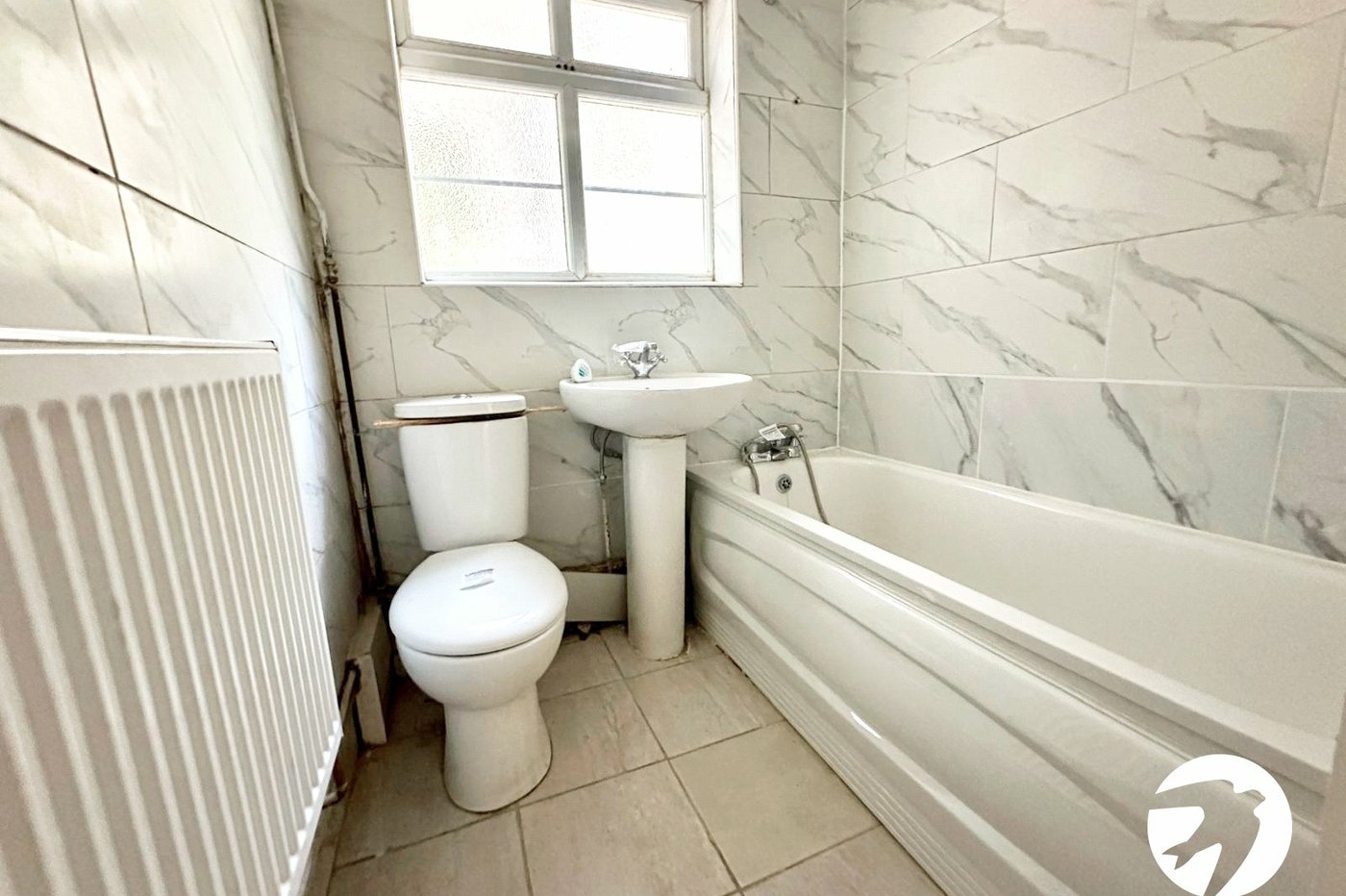 2 bedroom property for sale in London | Robinson Jackson